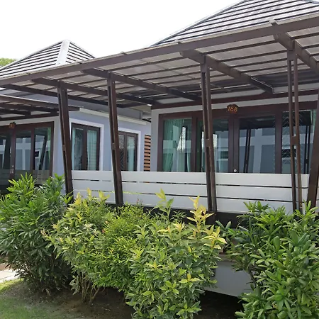 Phi Phi Andaman Beach Resort-3